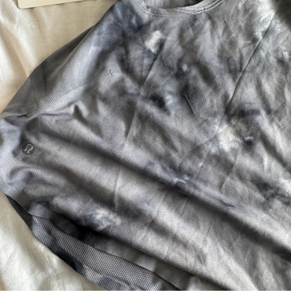 100 🆕🤍 Lululemon Lightweight Run Kit Tank Top - Diamond Dye White Black - Picture 10 of 11